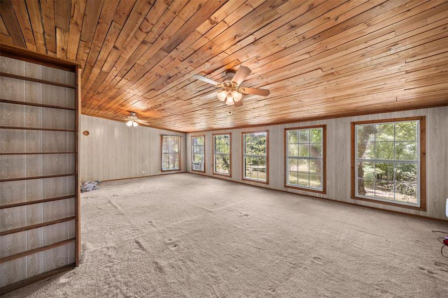 Image 23 of a home in . Image 23 of a home in .