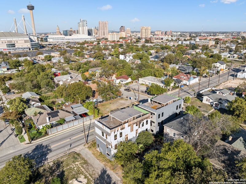 Image 16 of a home in . Image 16 of a home in .