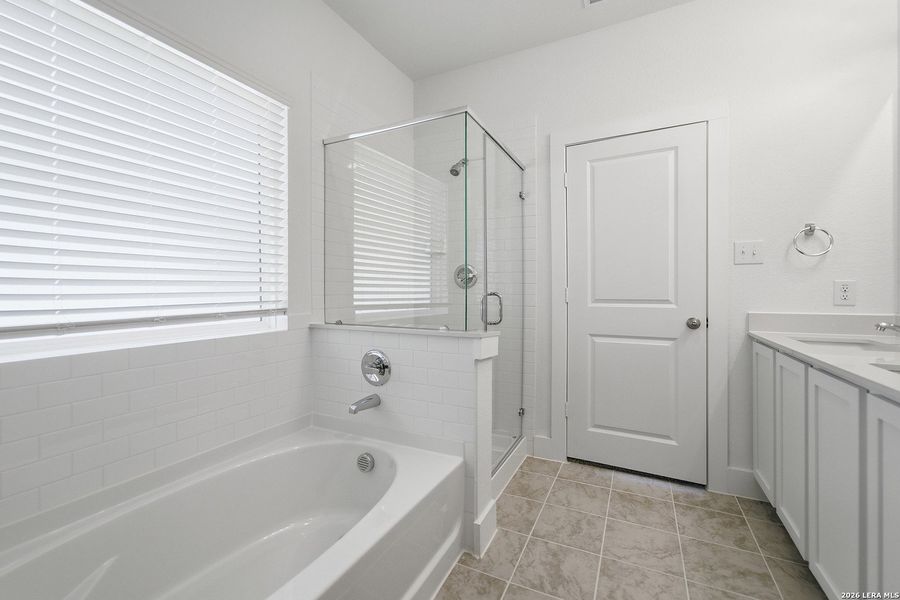 Furnished interior view inside a new home in Laurel Vistas, San Antonio (Image 7).