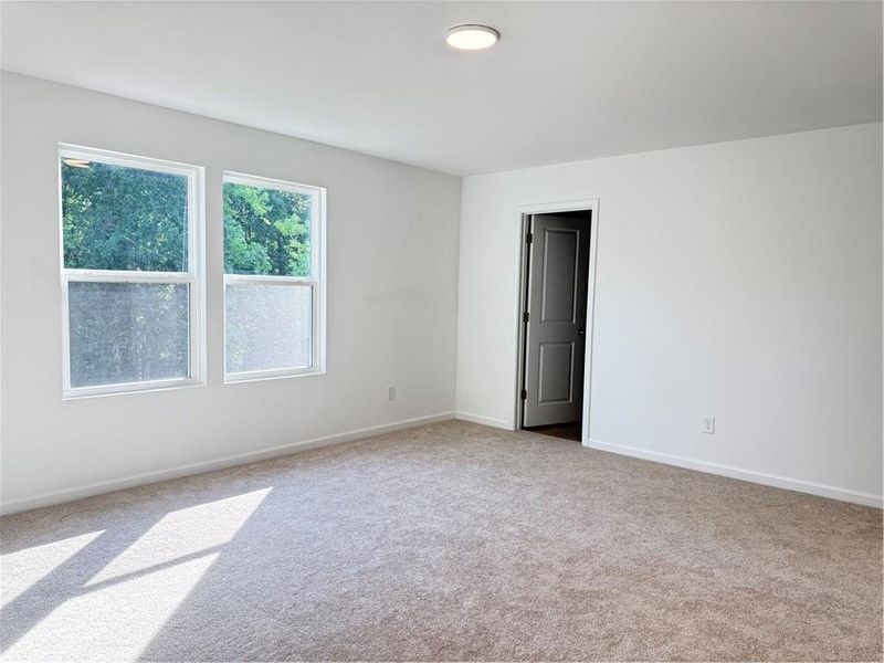 Spacious, unfurnished interior of a new home in , Locust Grove (Image 7).