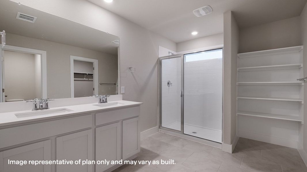 Representative furnished interior of a home built from the The Lakeway by D.R. Horton in Veranda, San Antonio (Image 7).