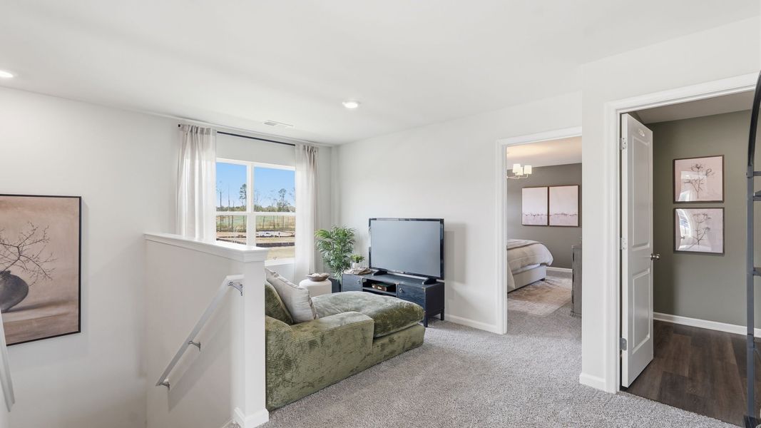 Furnished interior view inside a new home in Altama, Brunswick (Image 22).
