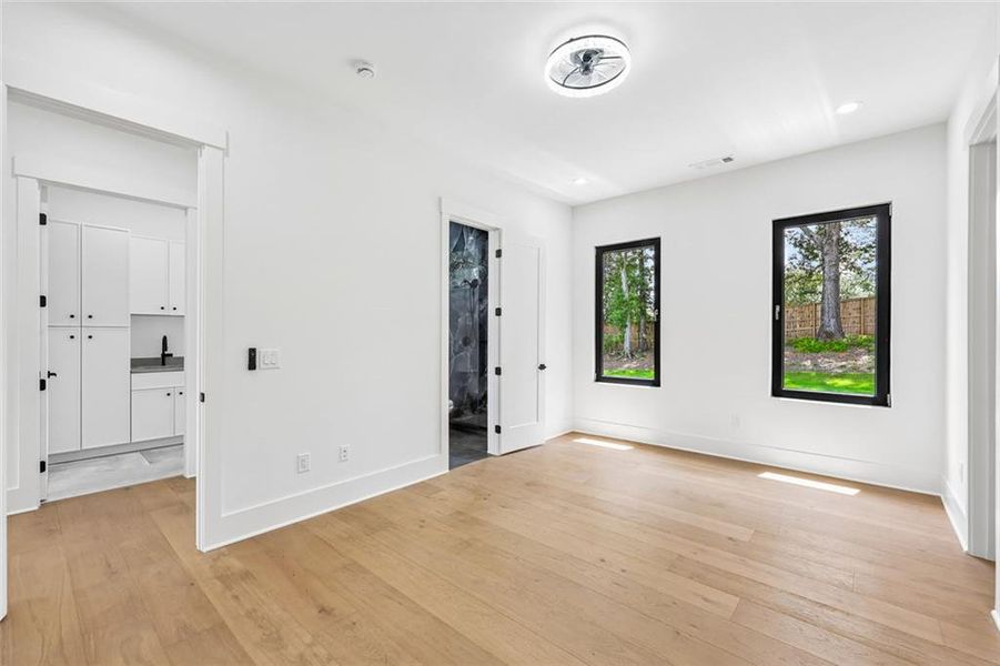 Spacious, unfurnished interior of a new home in , Auburn (Image 72). Spacious, unfurnished interior of a new home in , Auburn (Image 72).