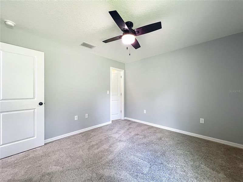 Spacious, unfurnished interior of a new home in , Lake Panasoffkee (Image 16).