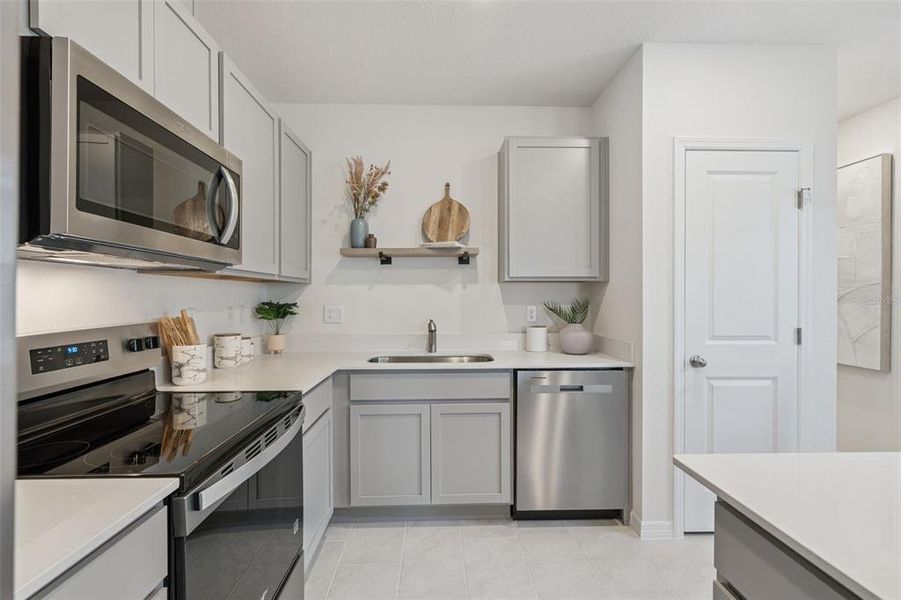 Furnished interior view inside a new home in , Haines City (Image 8).