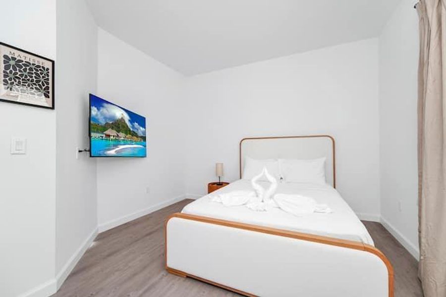 Furnished interior view inside a new home in , Davenport (Image 5).