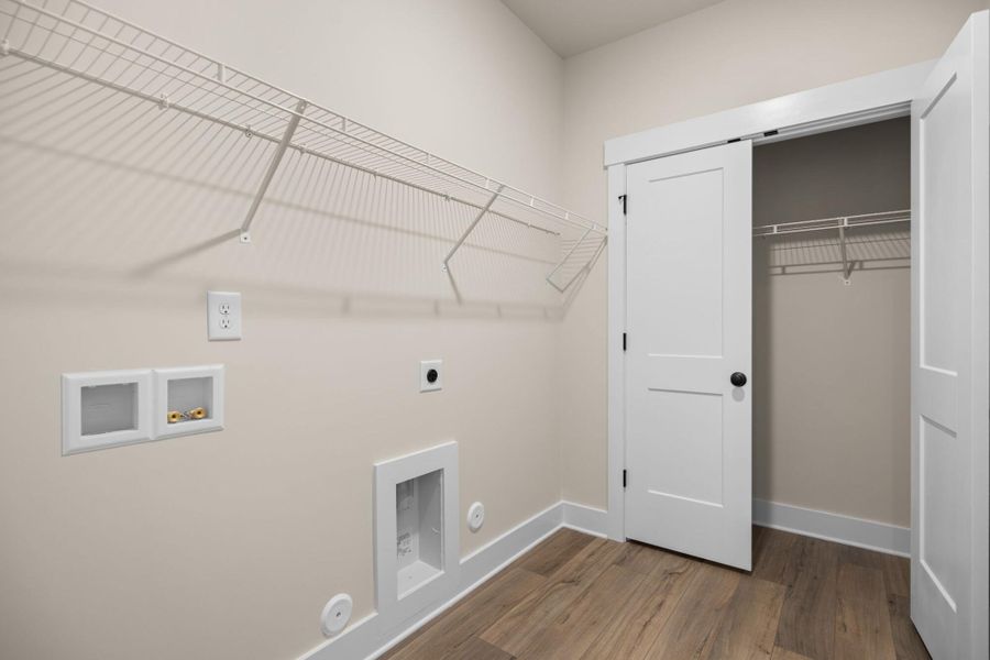 Spacious, unfurnished interior of a new home in Harbor Crossing, Greensboro (Image 21).