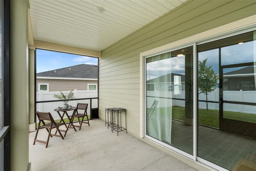Exterior details and patio area of a home in , Alachua (Image 3).
