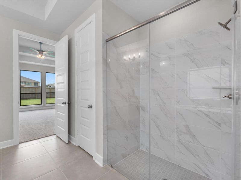 Representative image. Features, specifications, selections and colors may vary. Representative image. Features, specifications, selections and colors may vary.