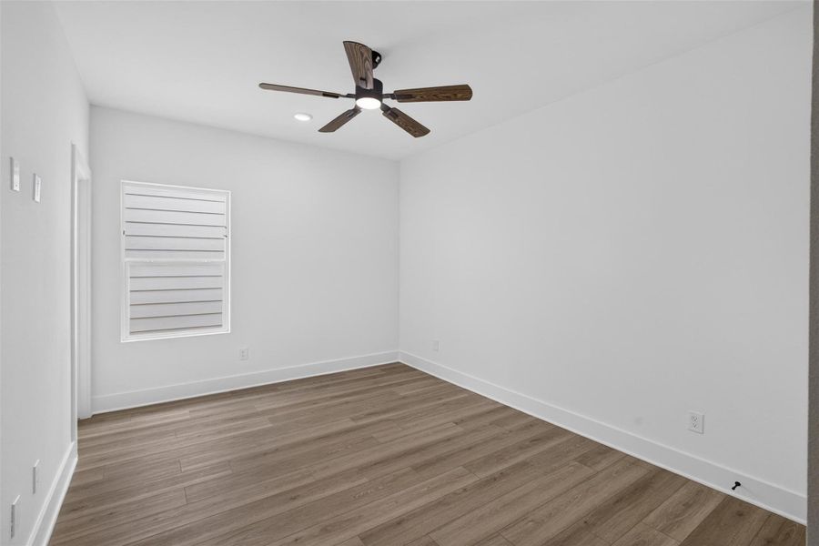 Spacious, unfurnished interior of a new home in , Houston (Image 27).