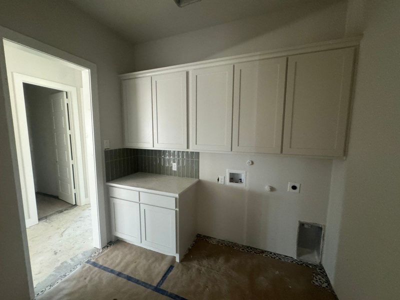 In-progress construction of a new home in Creekview Addition, Van Alstyne, TX (Image 18). In-progress construction of a new home in Creekview Addition, Van Alstyne, TX (Image 18).