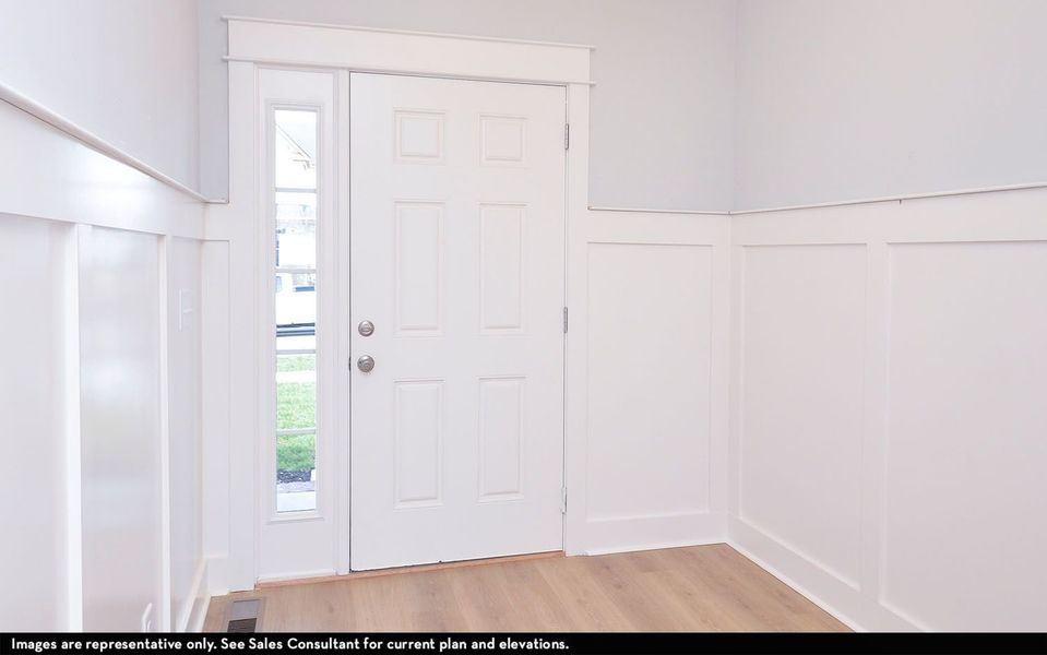 Spacious, unfurnished interior of a new home in McCain's Station, Gallatin (Image 11).