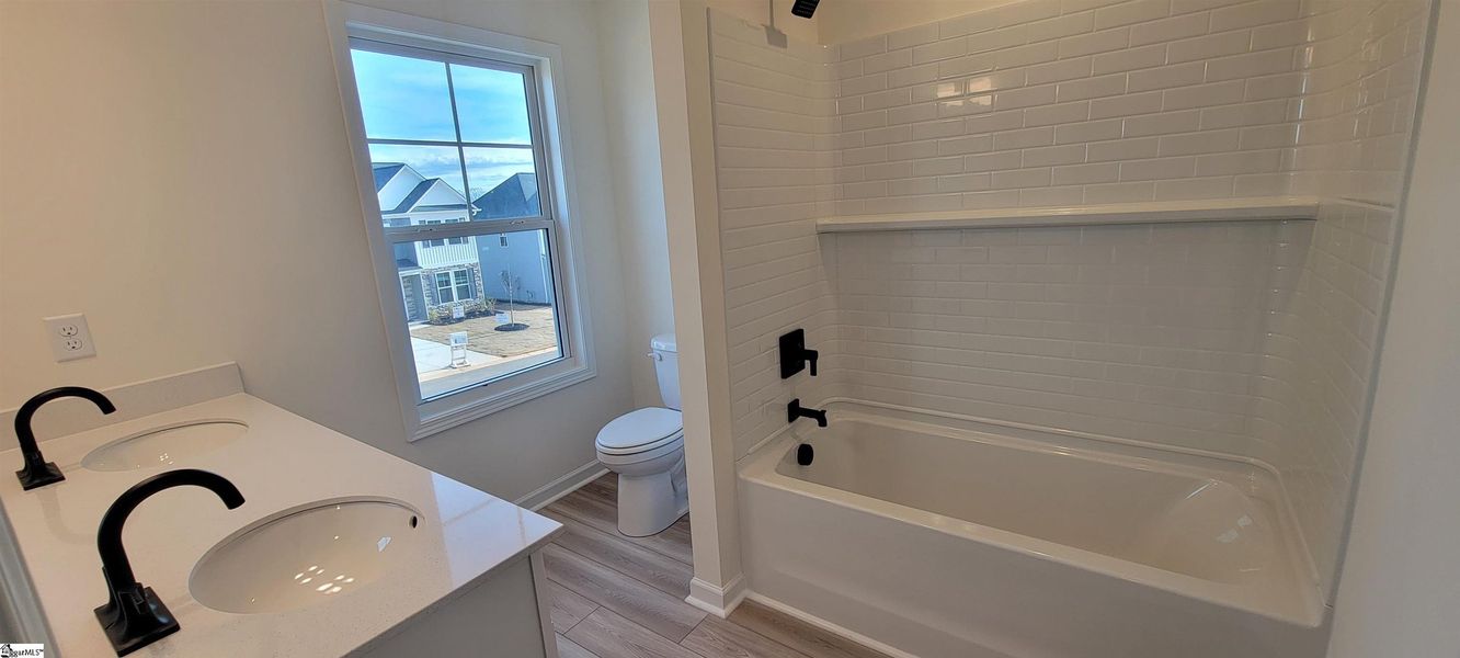 Image 28 of a home in Halton Oaks. Image 28 of a home in Halton Oaks.