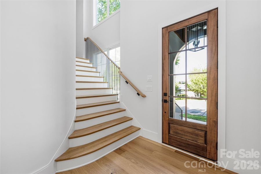 Foyer.