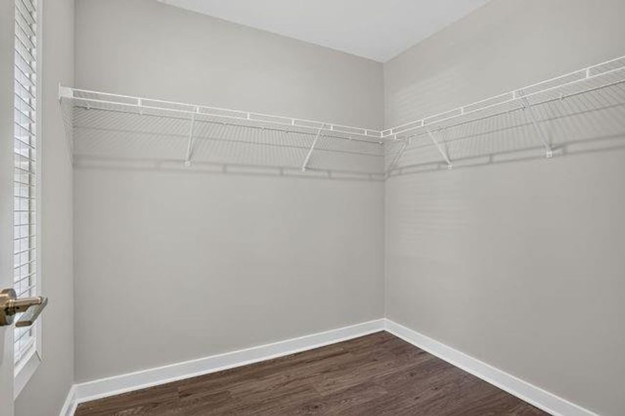 Spacious, unfurnished interior of a new home in , Fayetteville (Image 16).