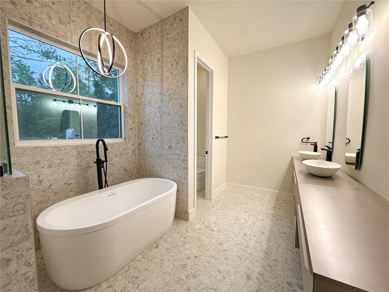 Furnished interior view inside a new home in , Dunnellon (Image 41).