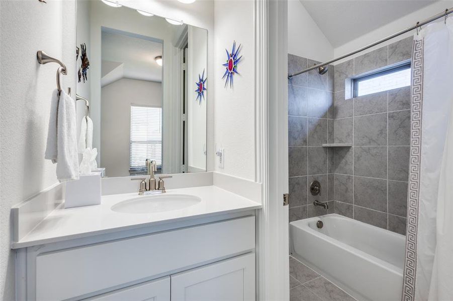 Furnished interior view inside a new home in , Celina (Image 27).