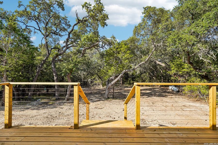 Natural landscape and outdoor views near in Lakehills (Image 24). Natural landscape and outdoor views near in Lakehills (Image 24).