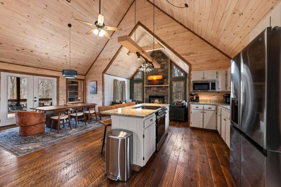 Image 74 of a home in .