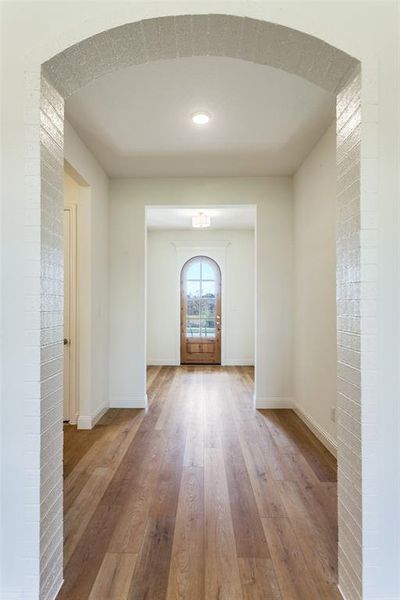 Spacious, unfurnished interior of a new home in The Lakes at Parks of Aledo, Aledo (Image 13).