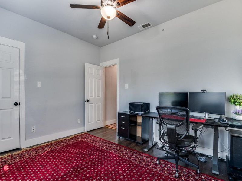 Image 16 of a home in . Image 16 of a home in .