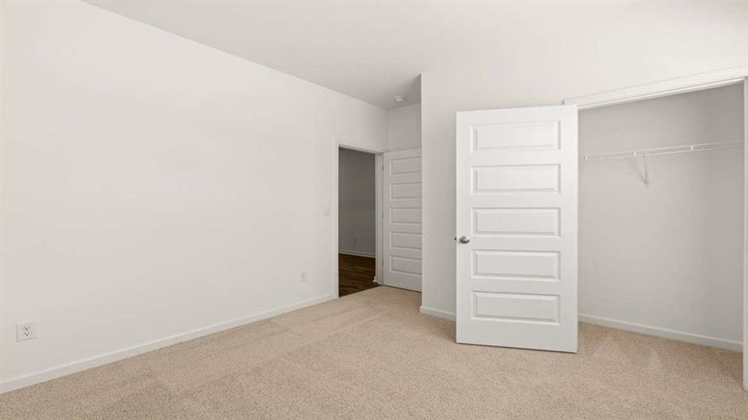 Spacious, unfurnished interior of a new home in Champion's Run, Lithonia (Image 24).