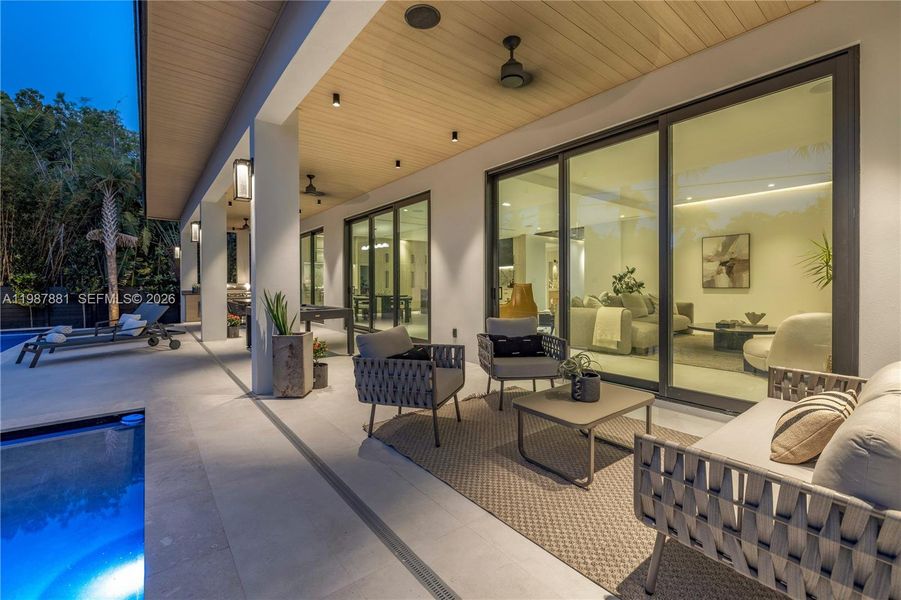 Exterior details and patio area of a home in , Miami (Image 37).