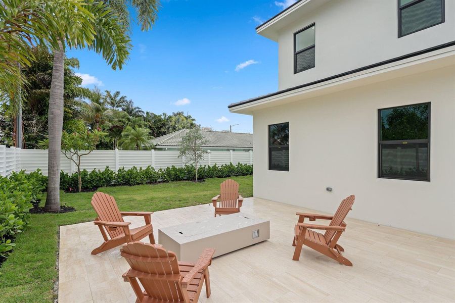 1160 Emerald Lane - 49.jpg-SMALL