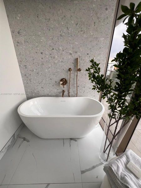 Close-up of interior finishes inside a home in Mr. C Residences, Miami (Image 11).