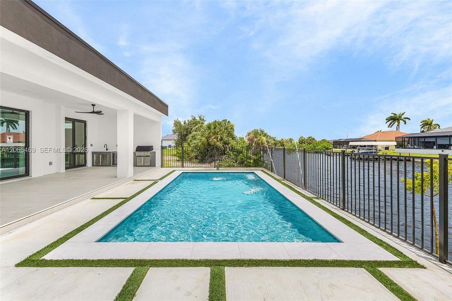 Exterior details and patio area of a home in , Cape Coral (Image 3).