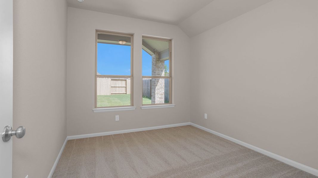 Spacious, unfurnished interior of a new home in Meridiana, Manvel (Image 10).