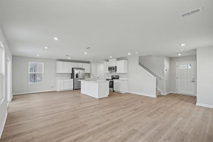 Image 22 of a home in Sterling Oaks.