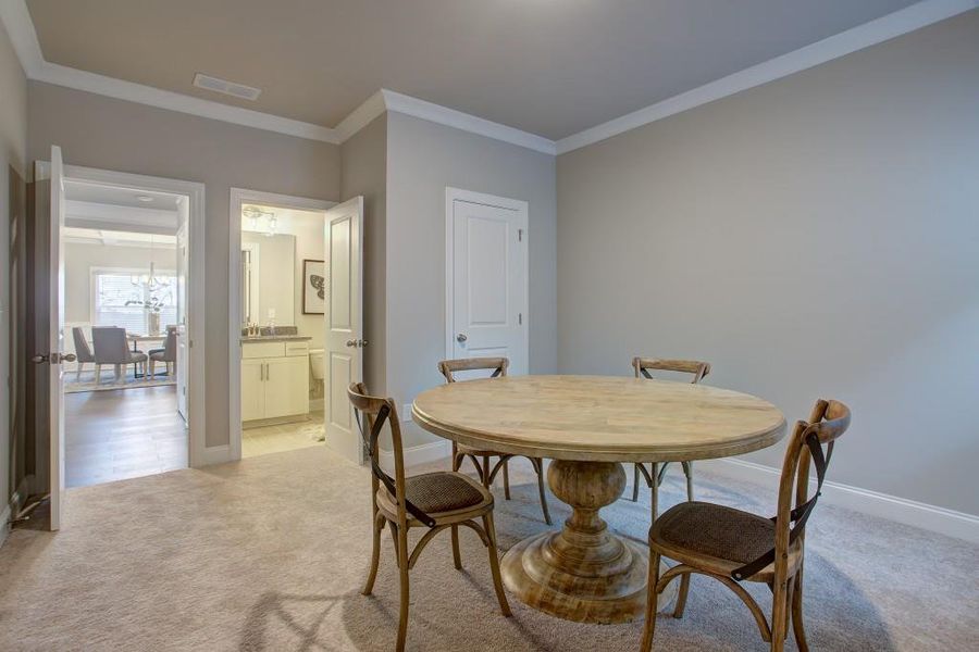 Furnished interior view inside a new home in Livingstone Park, Kennesaw (Image 6).