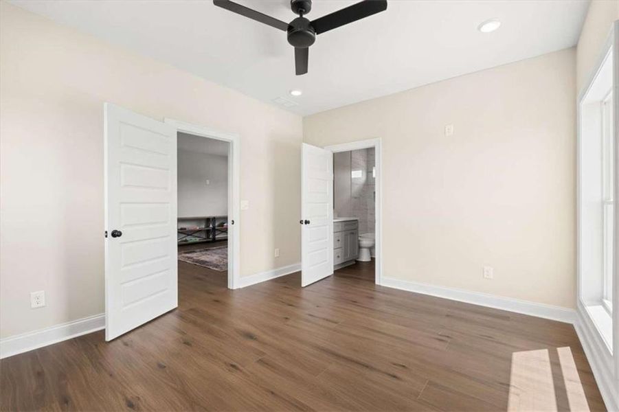 Spacious, unfurnished interior of a new home in , Roopville (Image 28).