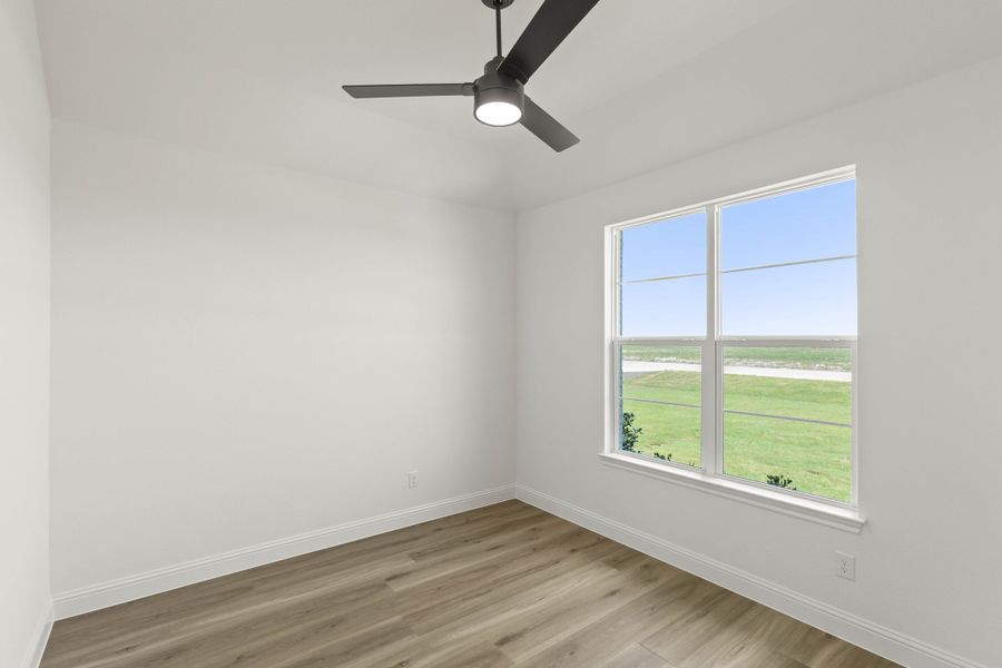 Spacious, unfurnished interior of a new home in Pecan Acres, Red Oak (Image 25). Spacious, unfurnished interior of a new home in Pecan Acres, Red Oak (Image 25).