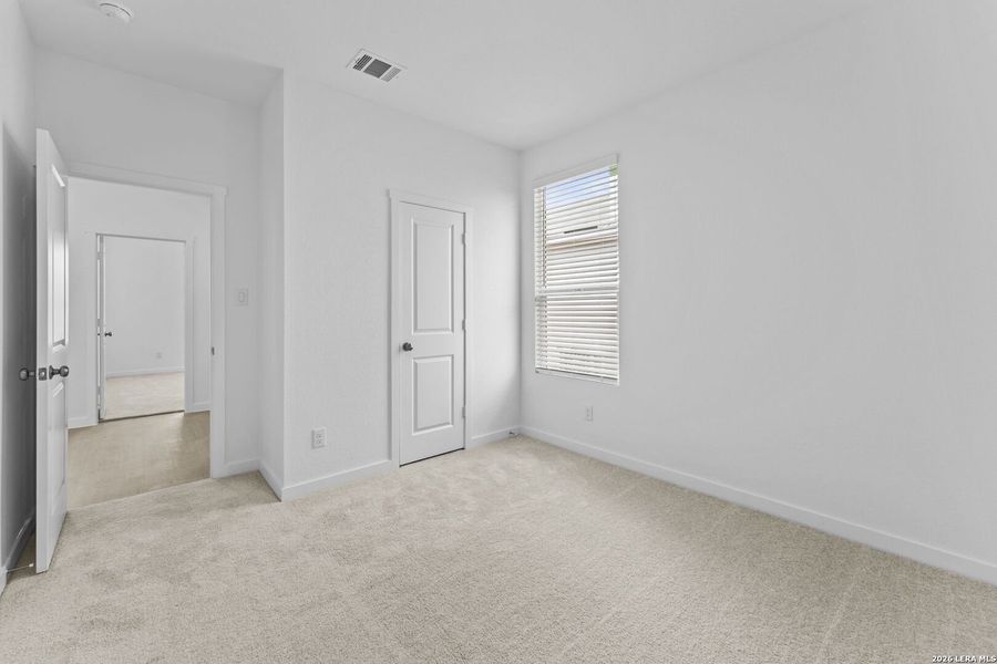 Spacious, unfurnished interior of a new home in Waterwheel, San Antonio (Image 20).