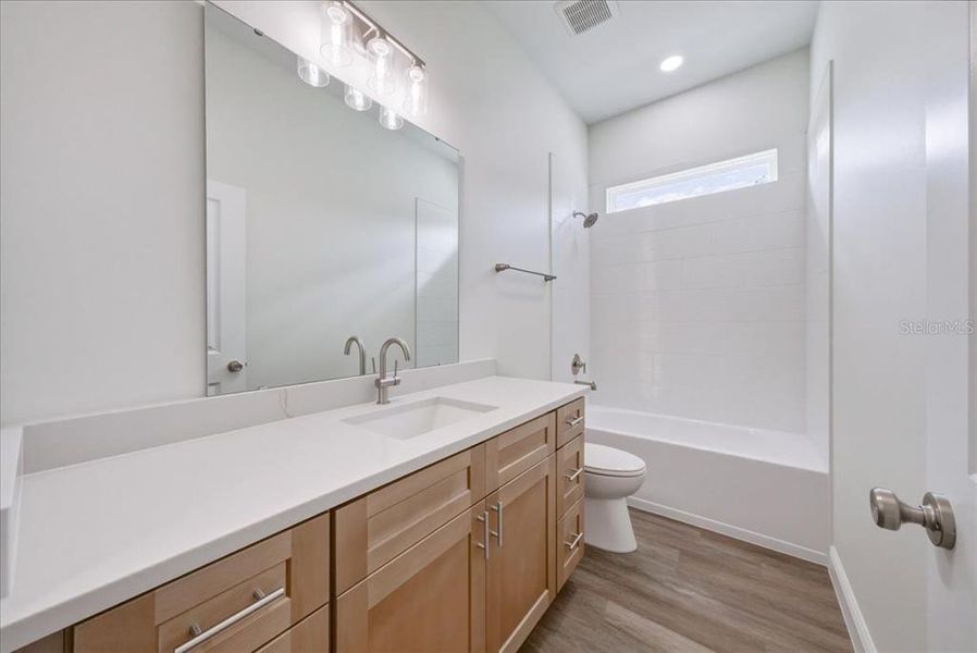 Furnished interior view inside a new home in , Orlando (Image 11).