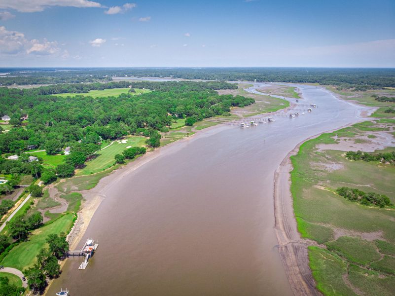 Natural landscape and outdoor views near  in Hollywood (Image 49).