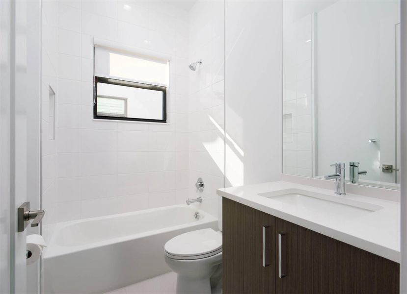 Furnished interior view inside a new home in Apex at Avenir, Palm Beach Gardens (Image 7).