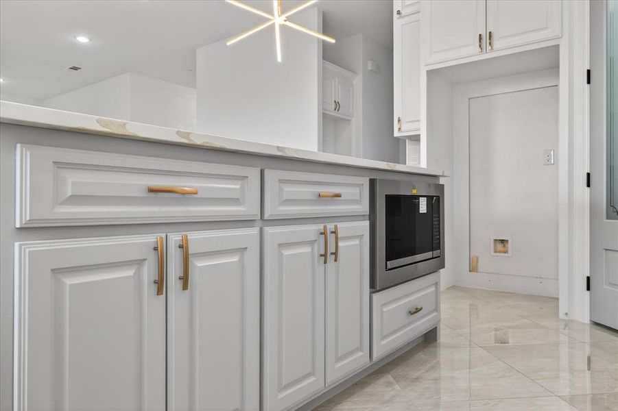 Furnished interior view inside a new home in , Celeste (Image 12).