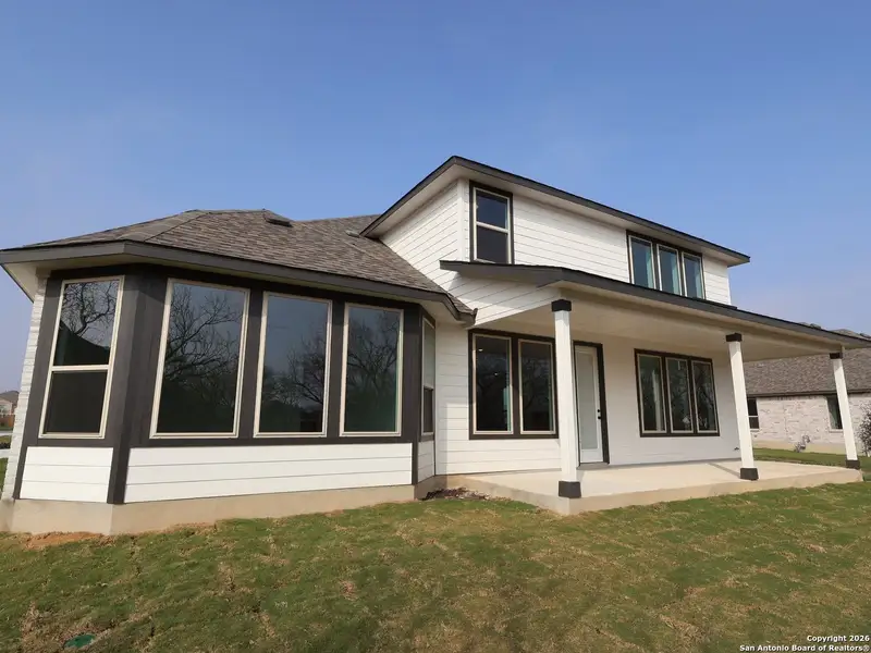 Exterior details and patio area of a home in Everly Estates, San Antonio (Image 4).