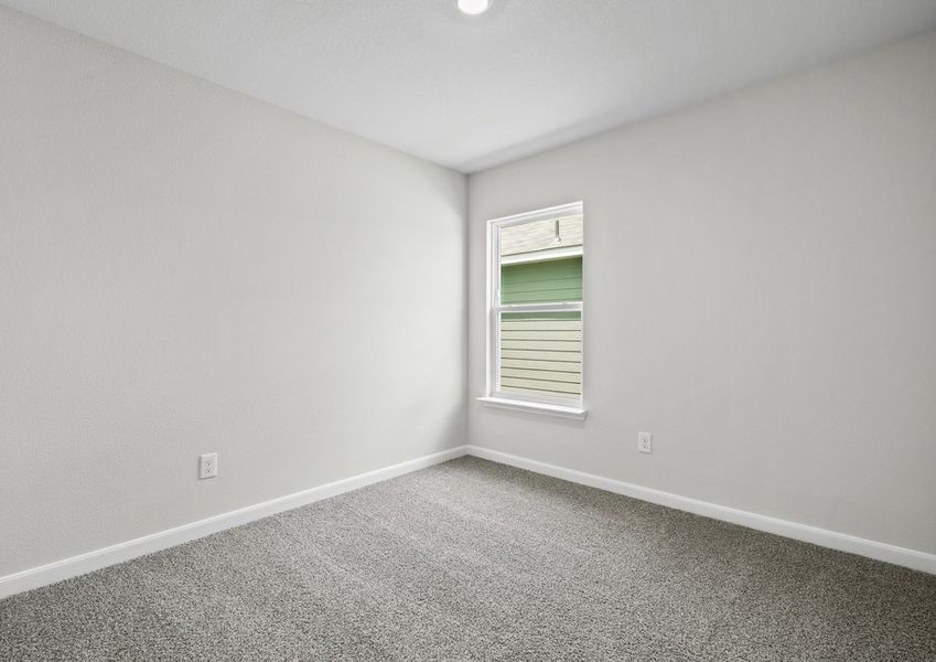 The secondary bedrooms are the perfect space for children's bedrooms or guest rooms. The secondary bedrooms are the perfect space for children's bedrooms or guest rooms.