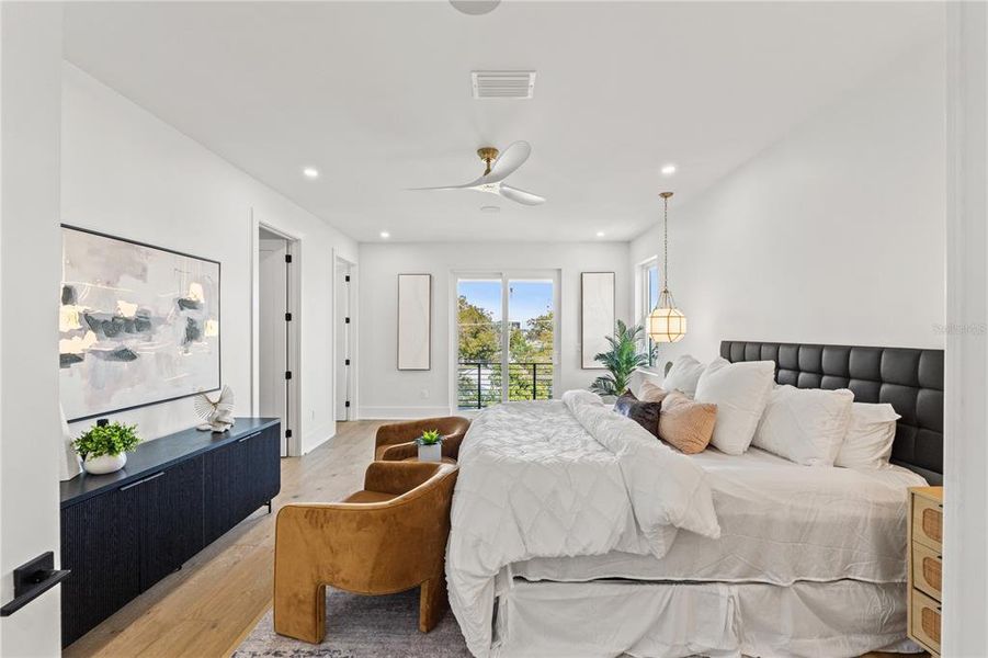 Furnished interior view inside a new home in , Tampa (Image 15).