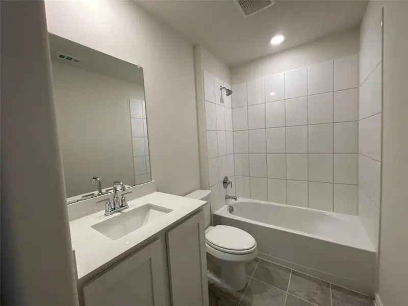 Furnished interior view inside a new home in Elevon, Lavon (Image 6). Furnished interior view inside a new home in Elevon, Lavon (Image 6).