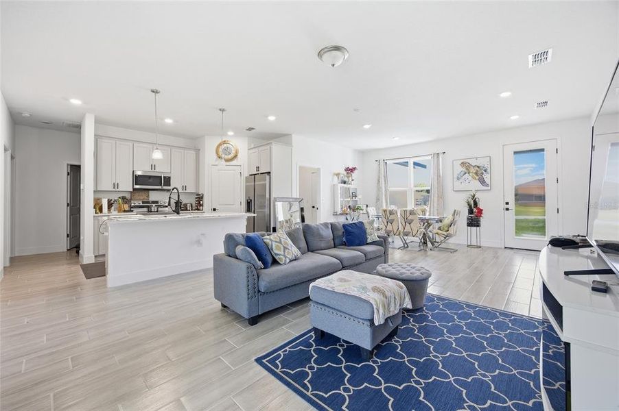 Furnished interior view inside a new home in , Ocala (Image 10).