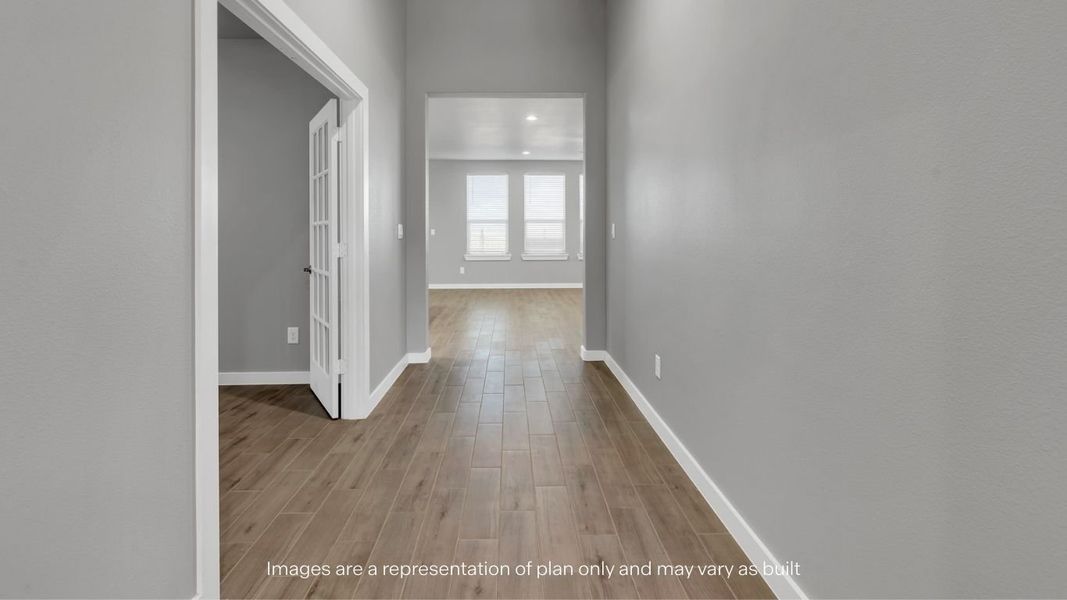 Representative unfurnished interior of a home built from the Lakemont by D.R. Horton in Homestead at Parks Bell Ranch, Odessa (Image 10).