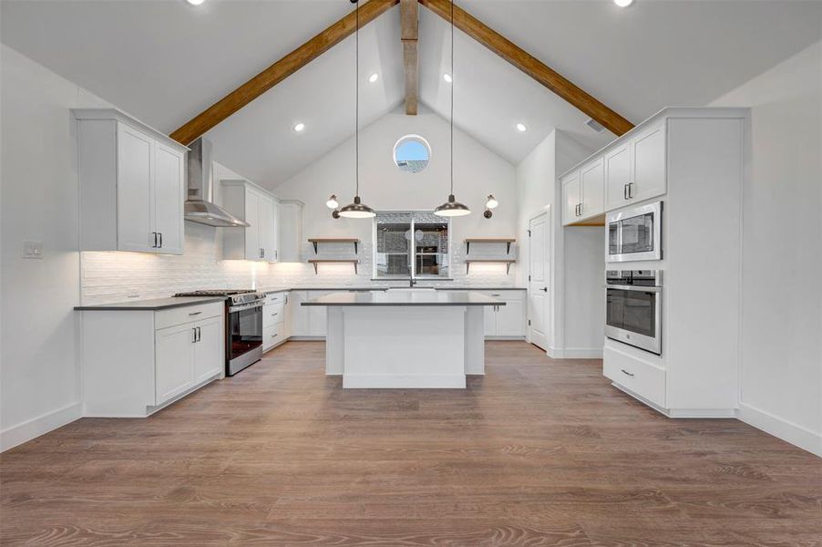 Furnished interior view inside a new home in Timberbrook, Justin (Image 8).