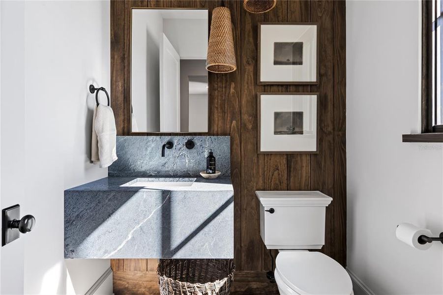 Furnished interior view inside a new home in , Windermere (Image 17).