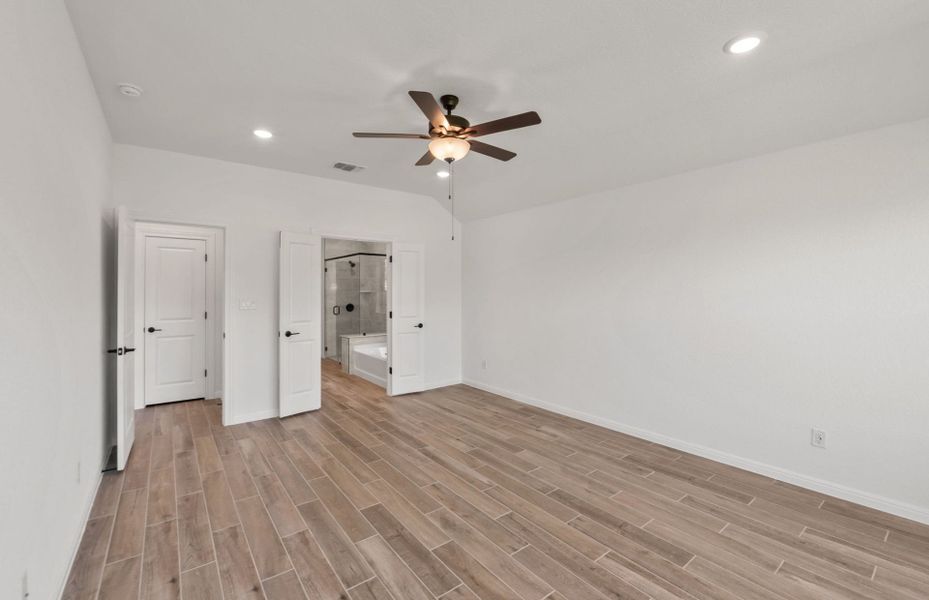 Spacious, unfurnished interior of a new home in Saddleback at Santa Rita Ranch, Liberty Hill (Image 38). Spacious, unfurnished interior of a new home in Saddleback at Santa Rita Ranch, Liberty Hill (Image 38).