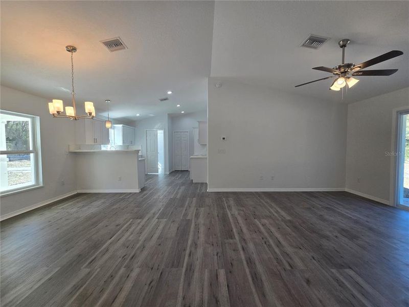 Spacious, unfurnished interior of a new home in , Ocklawaha (Image 37).
